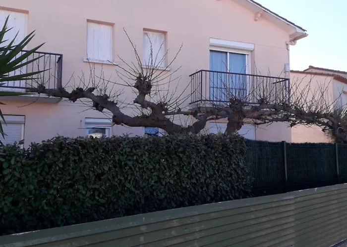 T3 Climatise Avec Parking, A Deux Pas De La 5edgra23